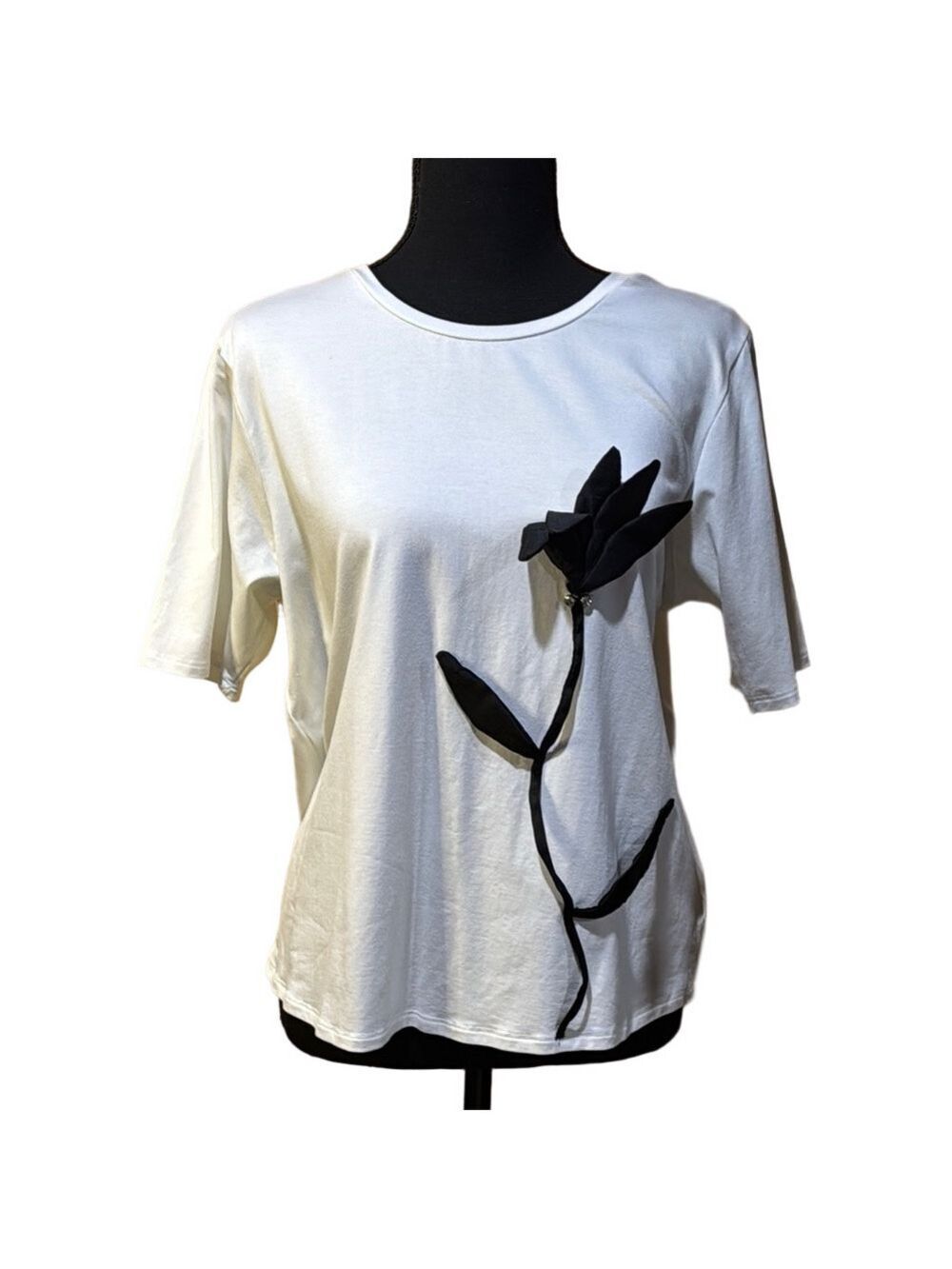 Love and Lace White Floral Applique Top Medium